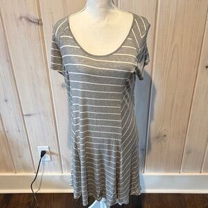 Kensie Gray Striped Short-Sleeve Knit Dress - Gray